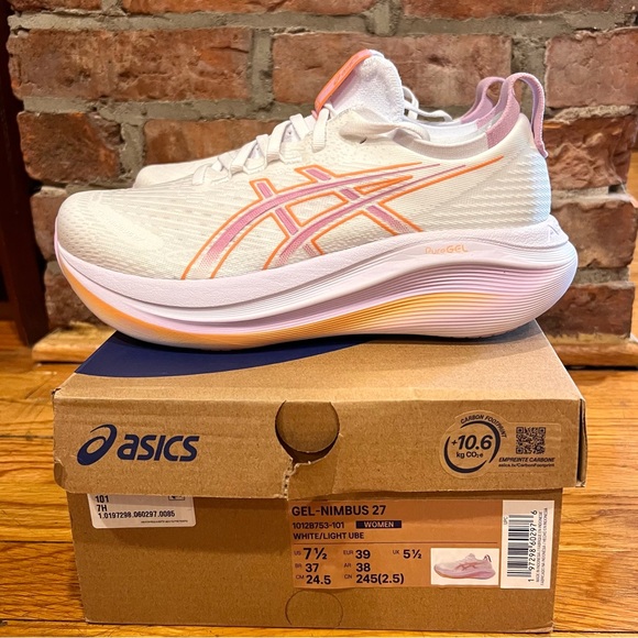 ASICS Women's GEL-NIMBUS 27 Running Shoes, white/light purple ube 7.5 - Picture 4 of 6